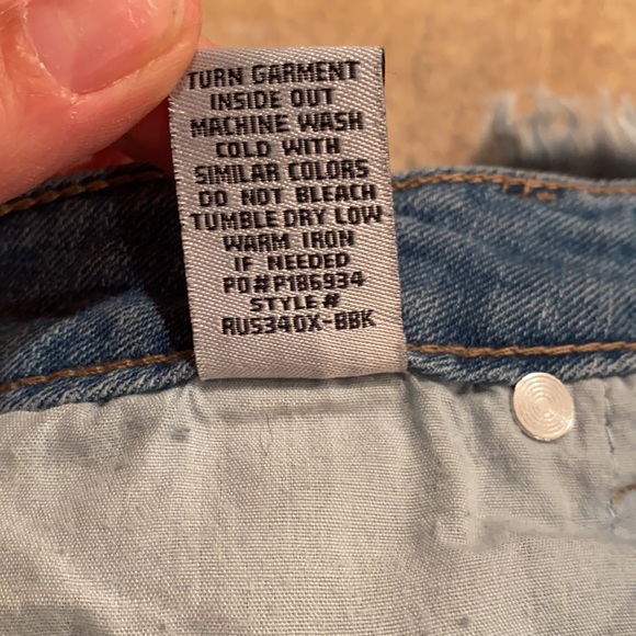 Juniors Almost Famous jean shorts size 10 - Picture 6 of 7